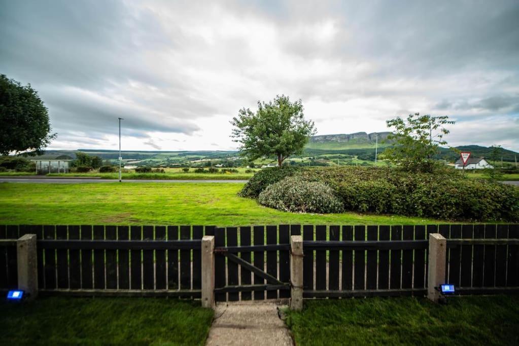 Binevenagh View, Magilligan Holiday Let 리머배디 외부 사진